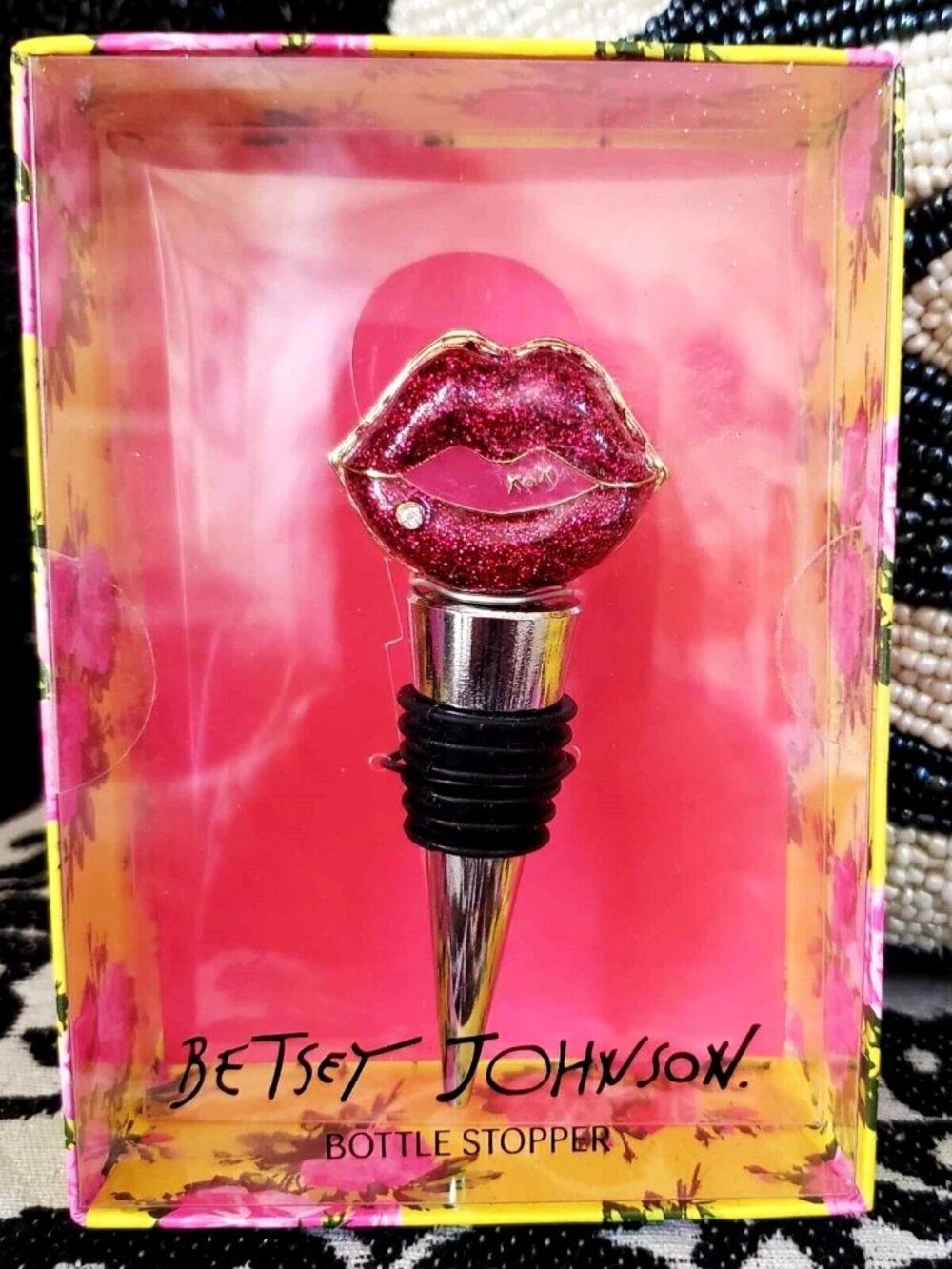 Vintage Betsey Johnson Lips Wine Bottle Stopper Pink Glitter Crystal Kiss Bar
